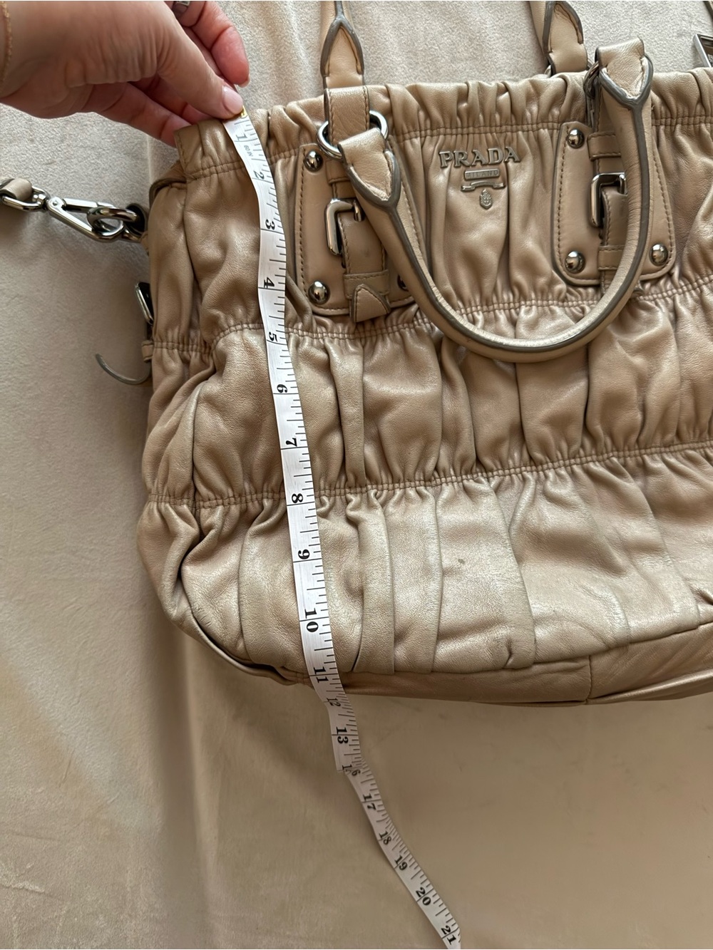 Prada Nappa Gaufré Convertible Satchel Bag in Cameo Beige with Crossbody Strap - Picture 14 of 16